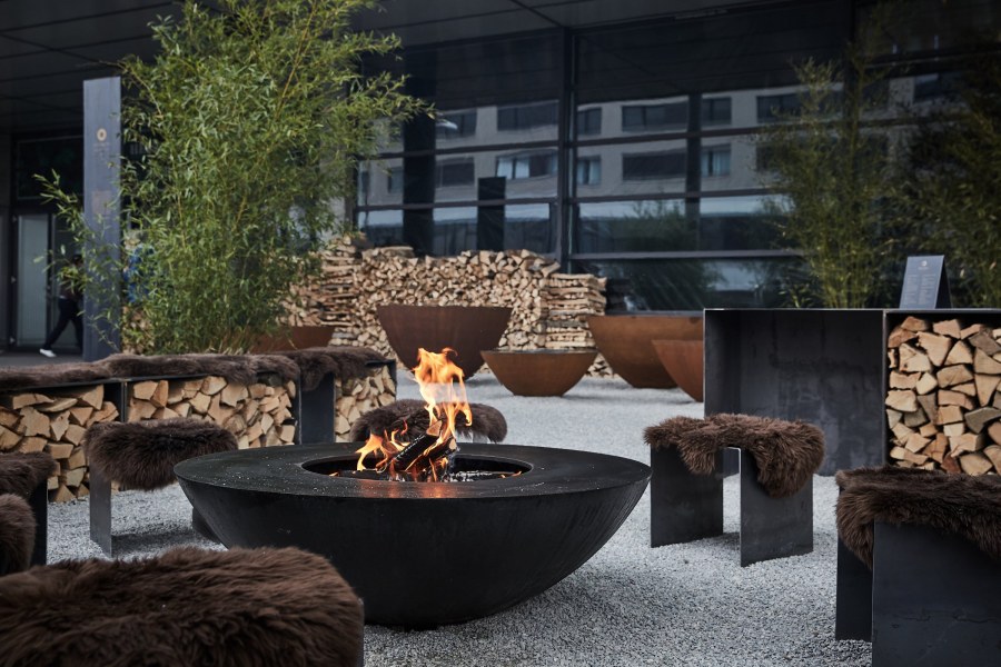 Камин на открытом воздухе