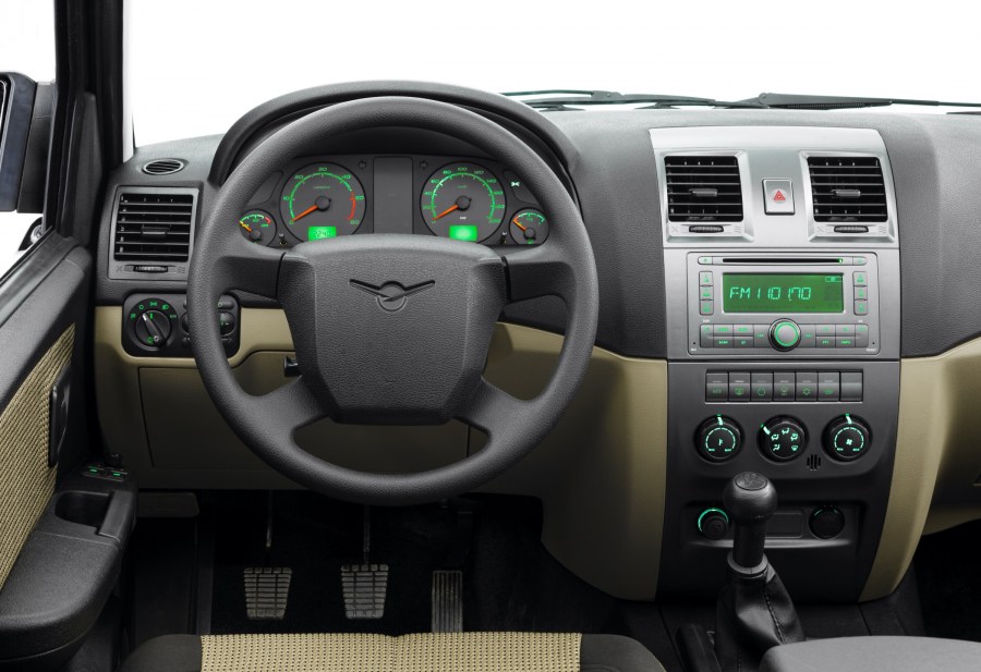 УАЗ Патриот 2013 салон