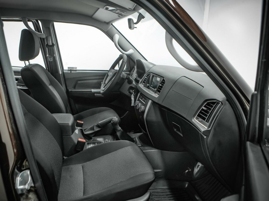 УАЗ Патриот 2021 максимальная комплектация