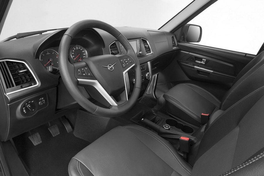 УАЗ Патриот 2020 салон