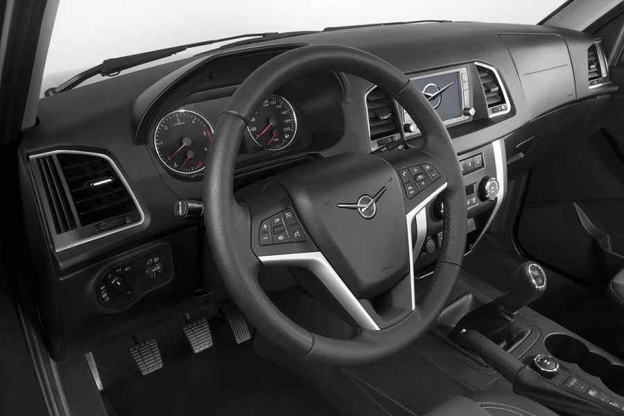 Новый УАЗ Патриот 2021 салон