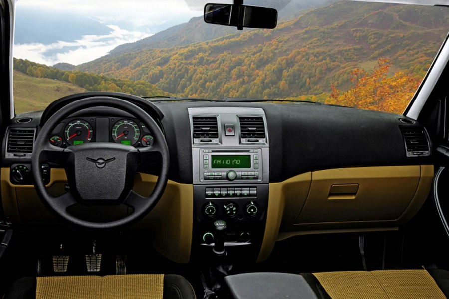 UAZ Patriot 2014 салон
