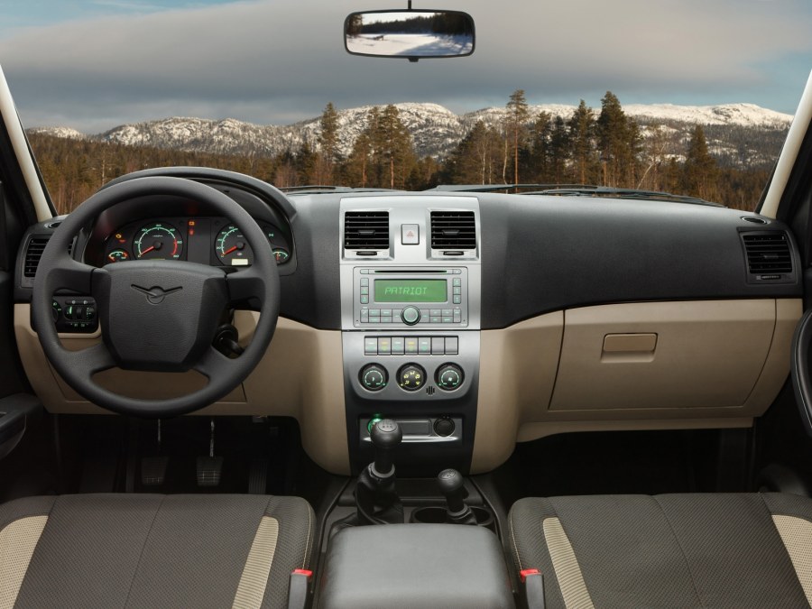 УАЗ Патриот 3163 салон