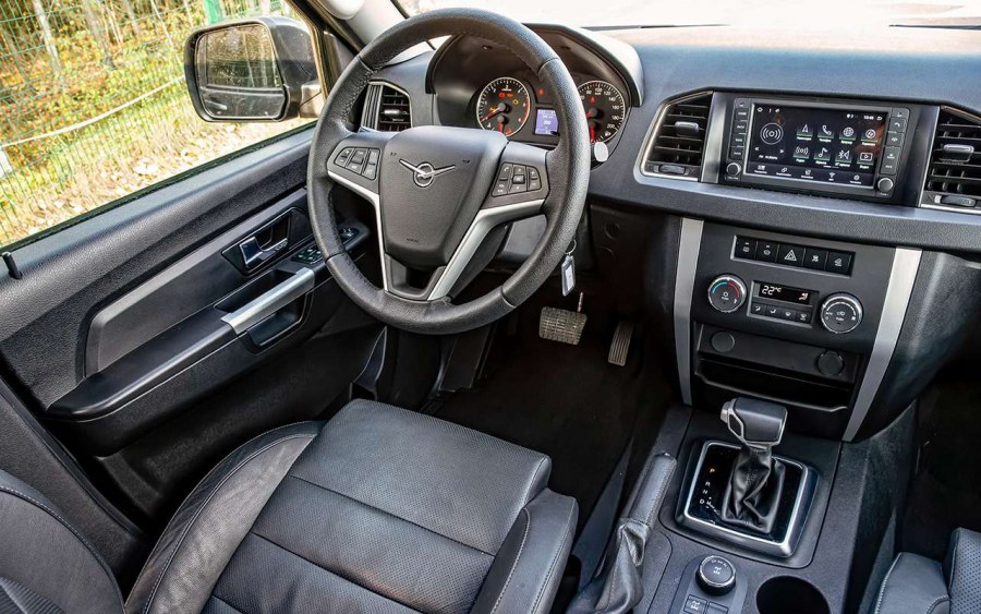 УАЗ Патриот 2020 с АКПП салон