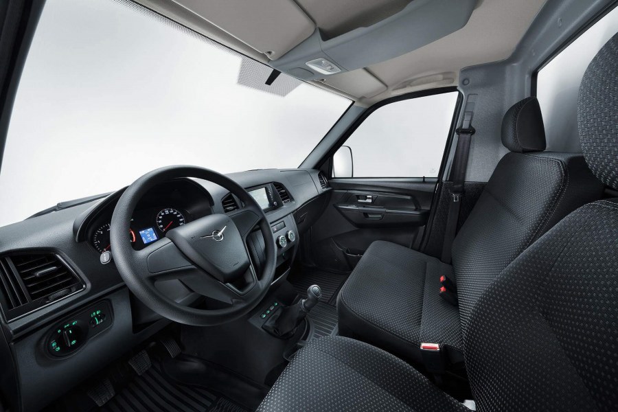 УАЗ профи 3163