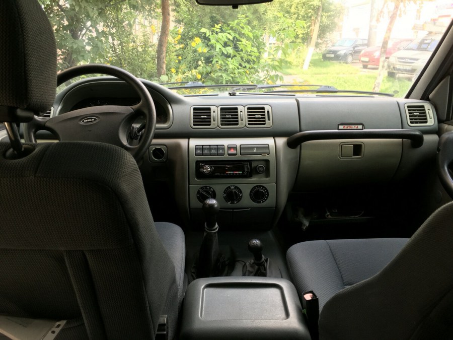 УАЗ Патриот 2008 салон