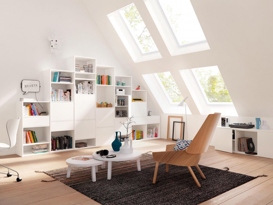 Спальня на мансарде классика