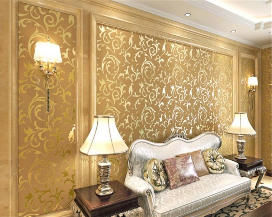 Золотые молдинги в интерьере