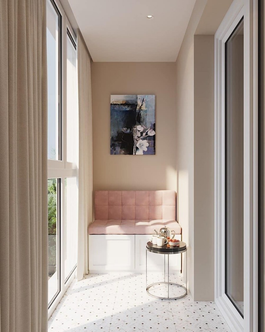 Балкон в коричневых тонах