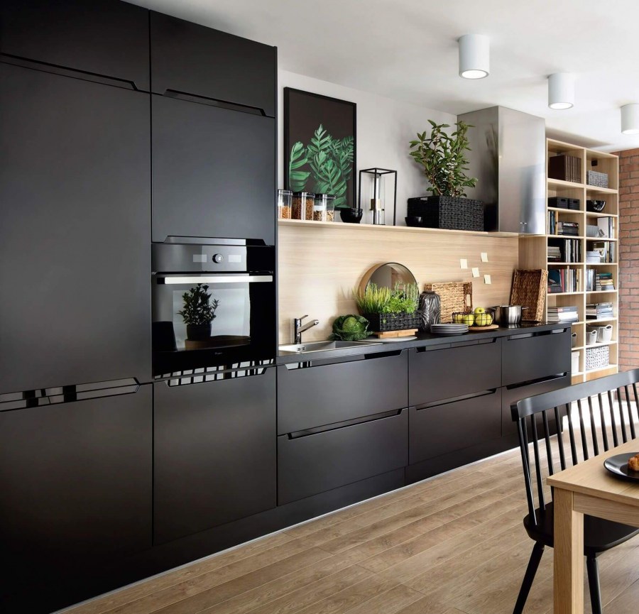 Графитовая кухня в интерьере
