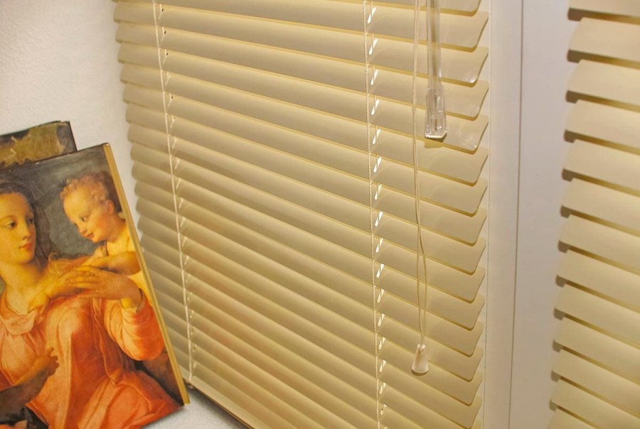 Жалюзи горизонтальные алюминиевые Амиго