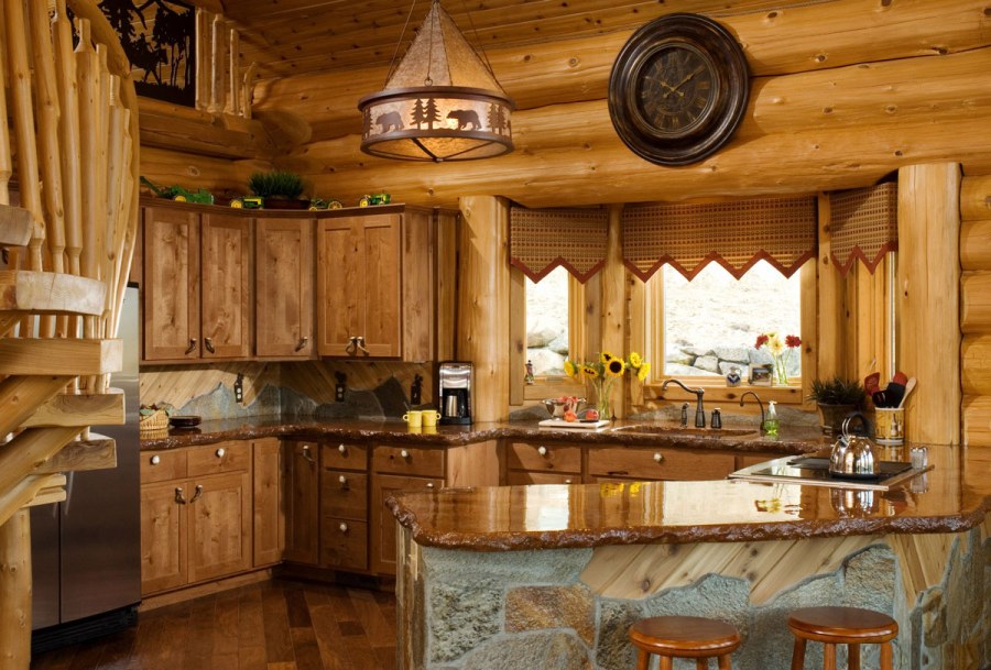 Кухня в бревенчатом доме