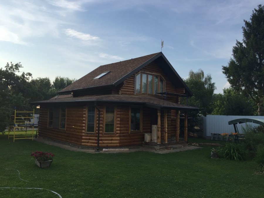 Деревянный дом цвет палисандр