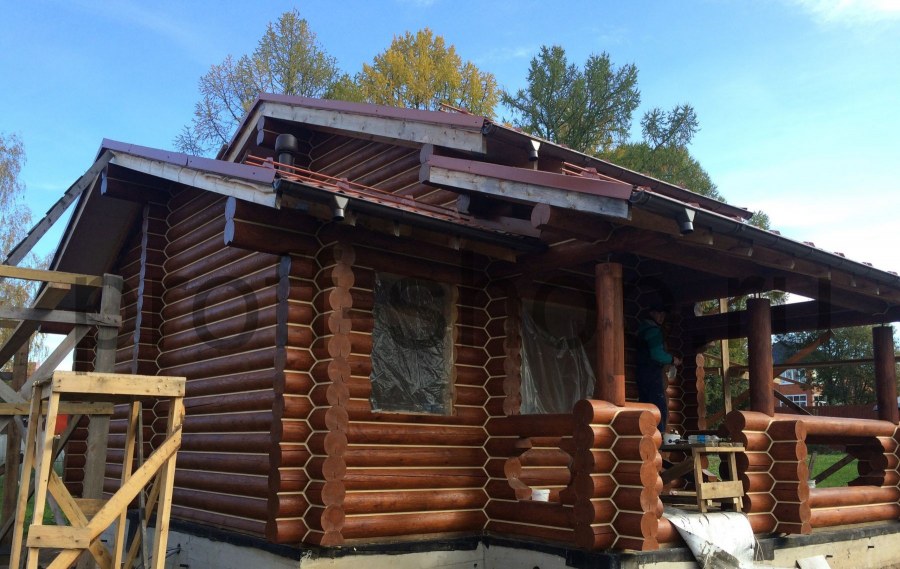 Покраска деревянных домов фото