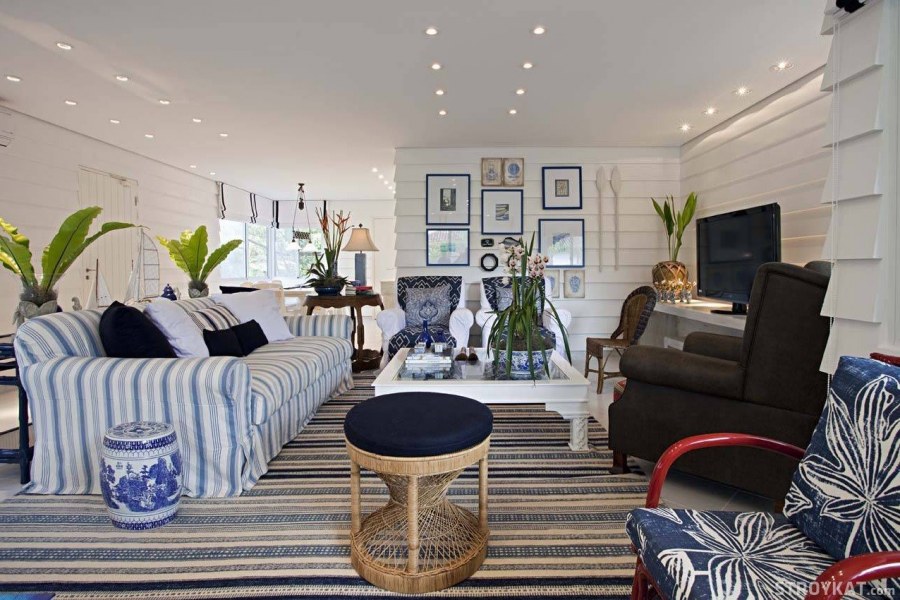 Морская тематика в интерьере гостиной