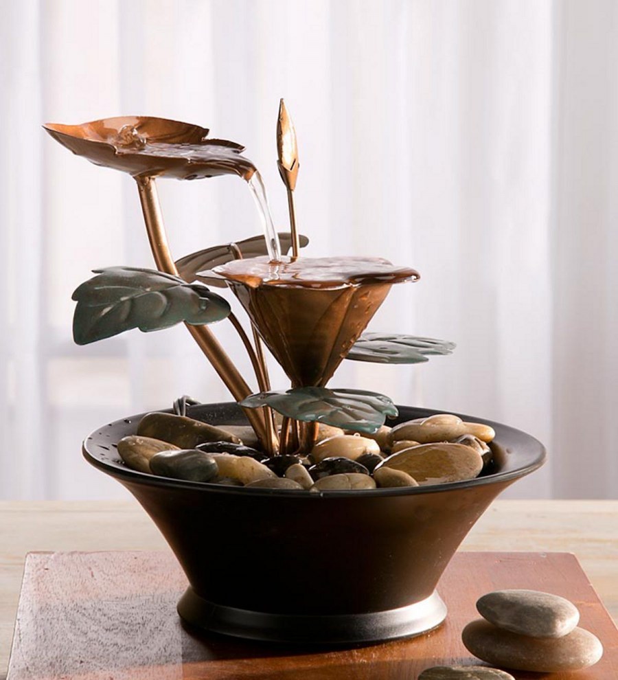 Маленький фонтанчик на стол