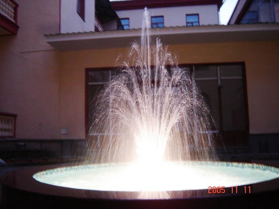 Статический фонтан