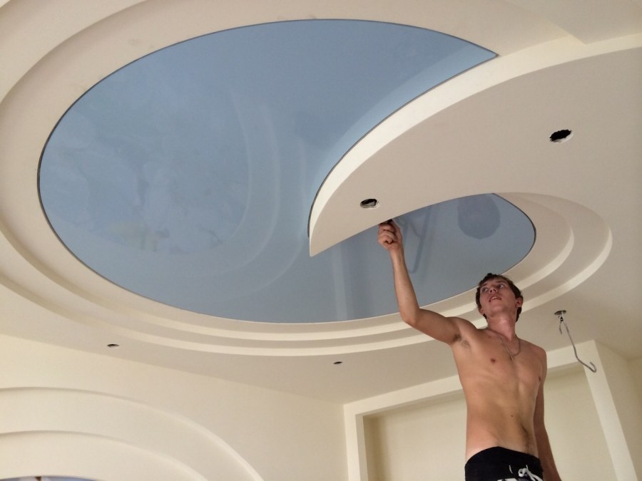 Монтаж натяжного потолка