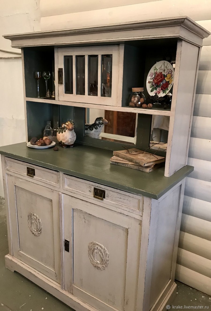 Перекраска буфета