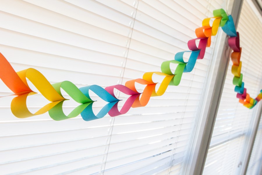 Бумажная гирлянда