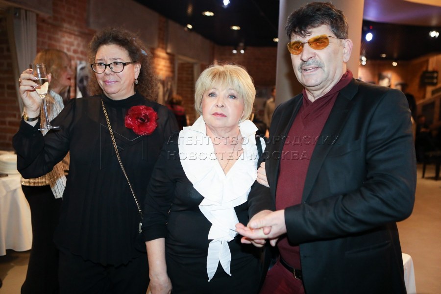 Анна Фроловцева актриса