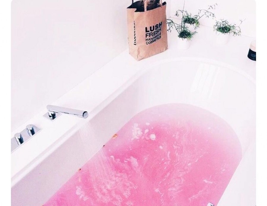 Женщина в ванной