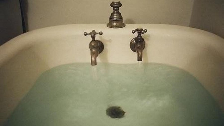 Ванная наполненная