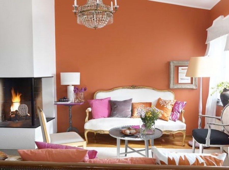 Коралловые стены в интерьере