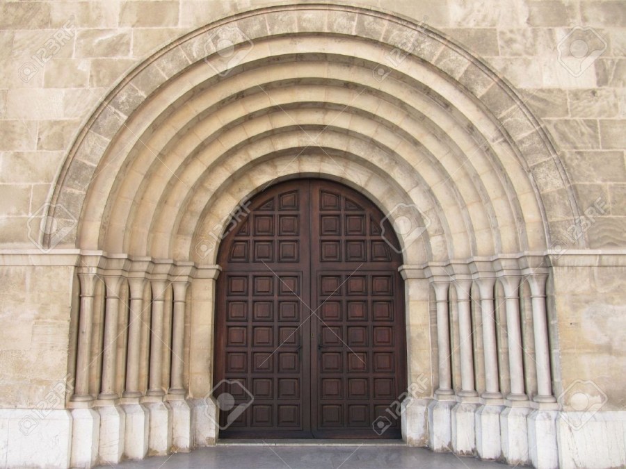 Стена собора