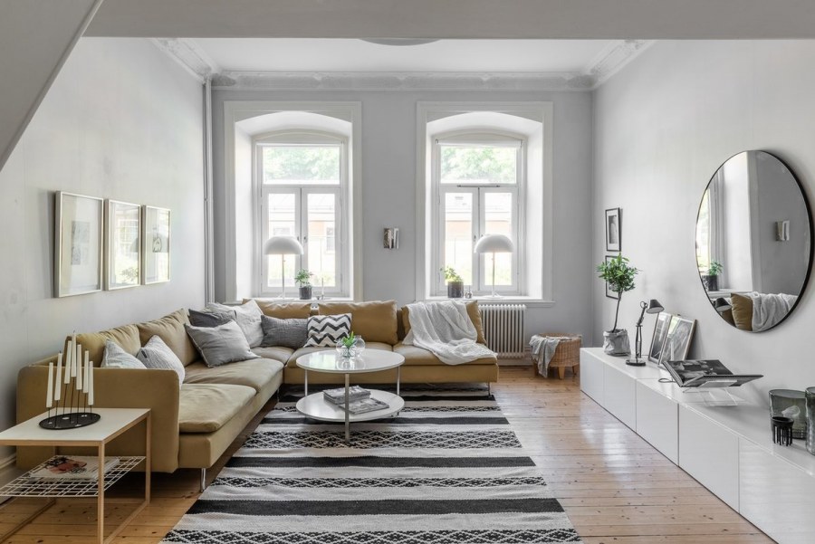 Большая гостиная в скандинавском стиле