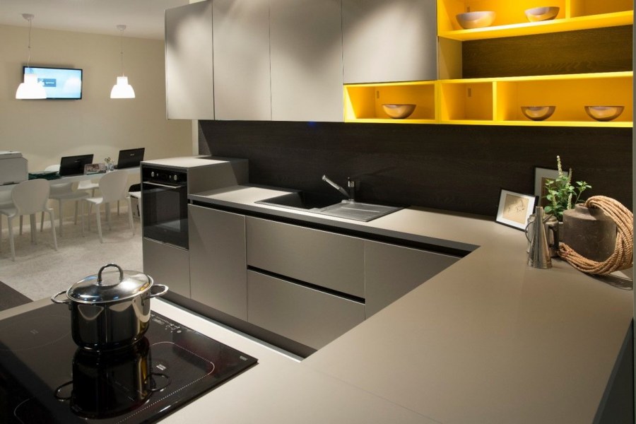 Рехау Fenix кухни фасады