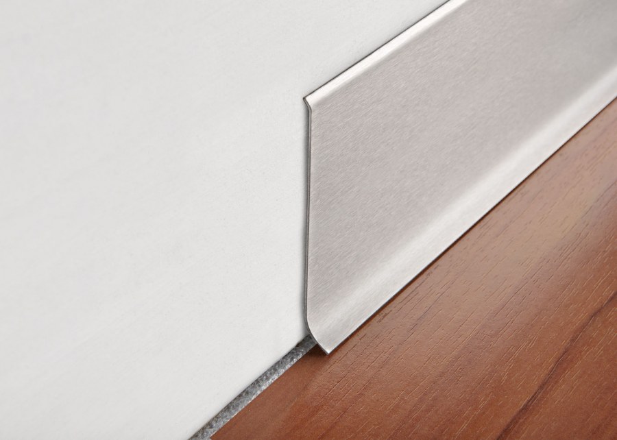 Профиль для светящегося плинтуса и встраиваемых светильников 7023259