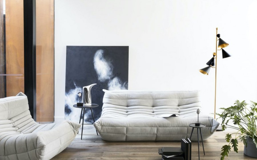 Белые диван интересной формы