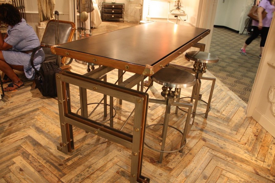 Стол в стиле стимпанк