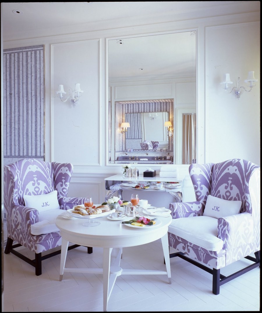 Гостиная в лавандовом цвете