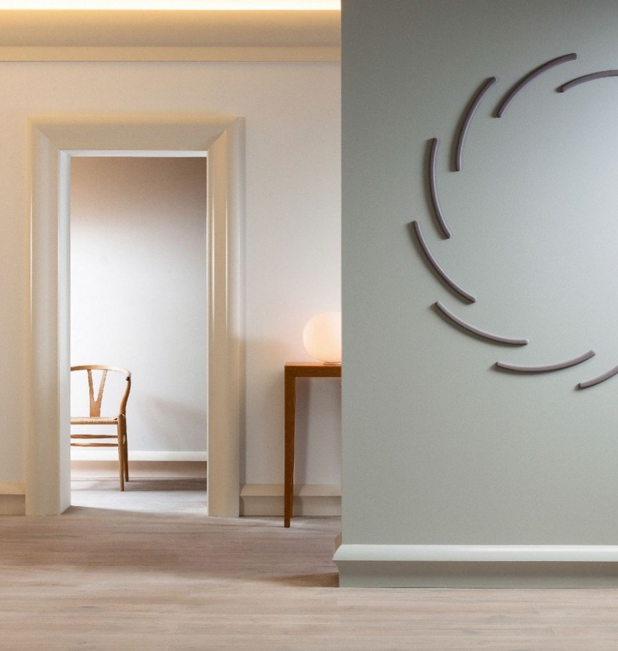 Плинтус Orac Decor sx163