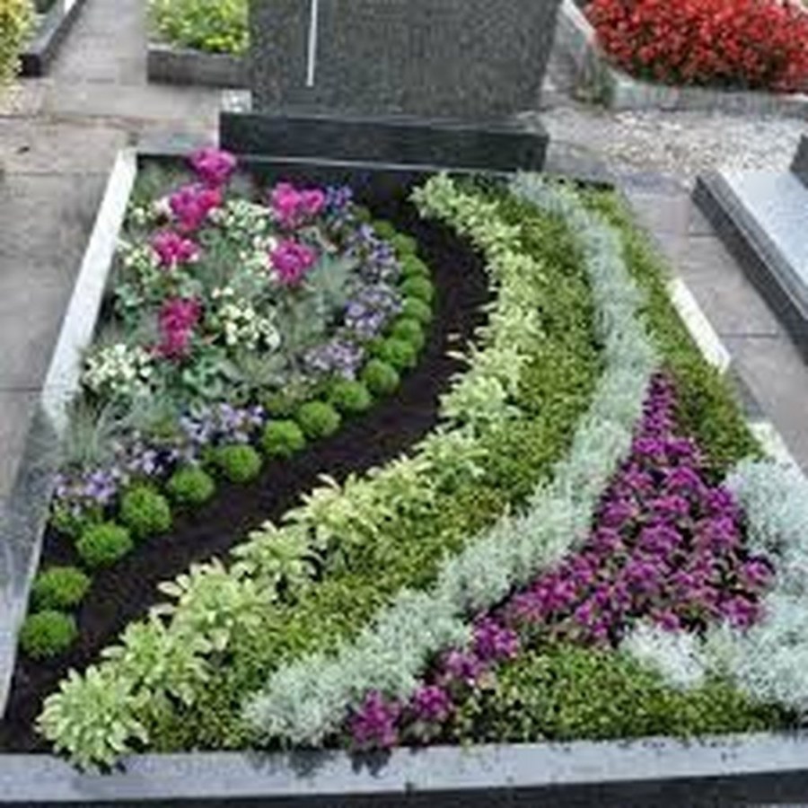 Искусственные клумбы