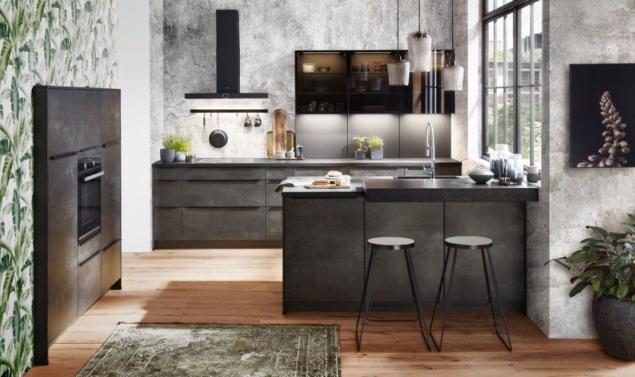 Кухня лофт с деревянной столешницей