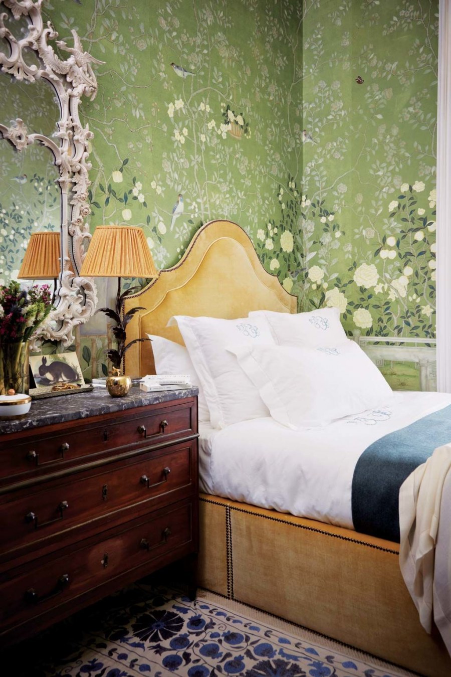 Обои Шинуазри в интерьере спальни