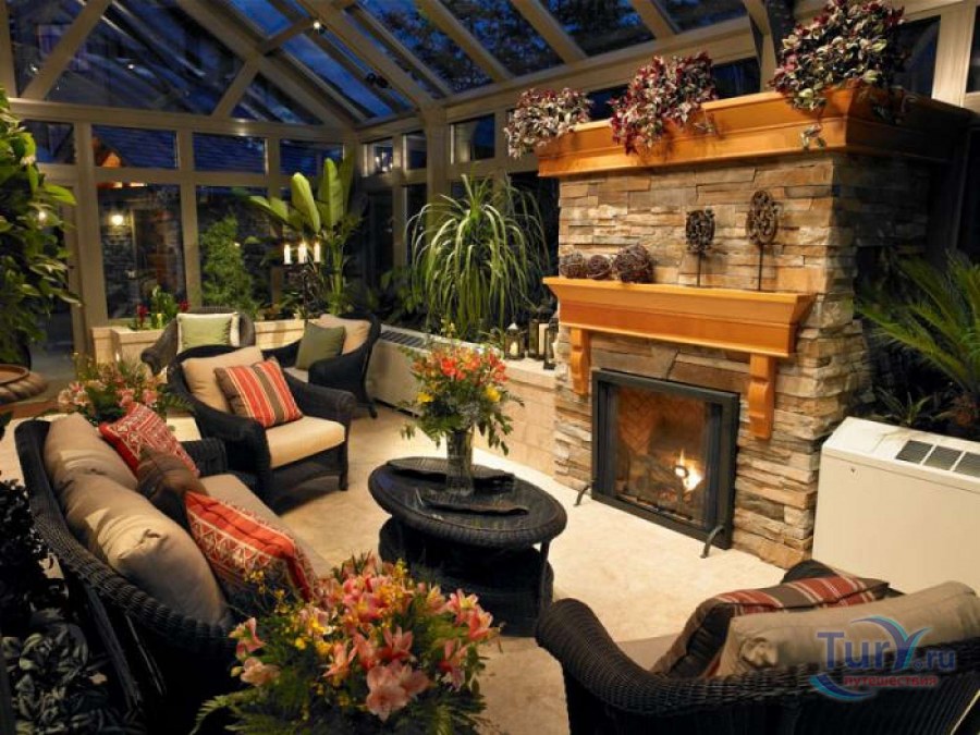 Зимний сад в загородном доме