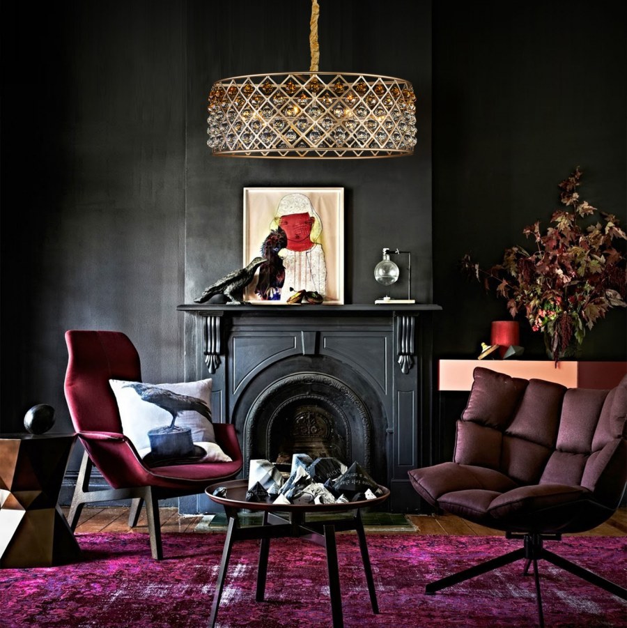 Комната с камином