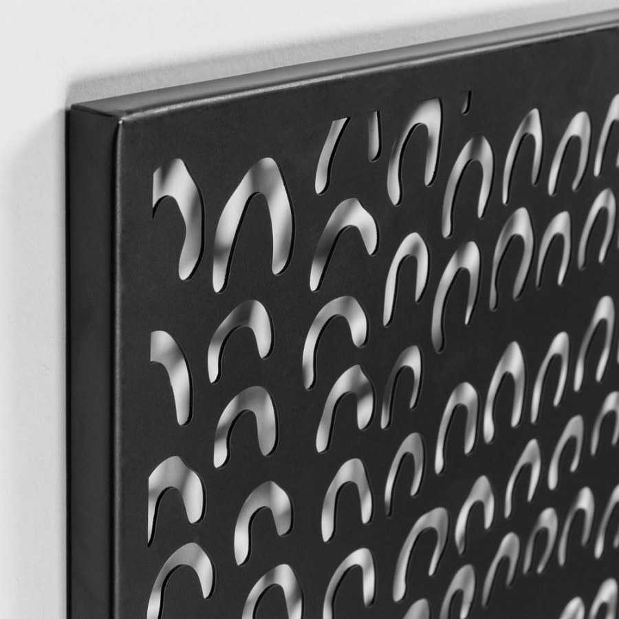 Настенный декор из металла