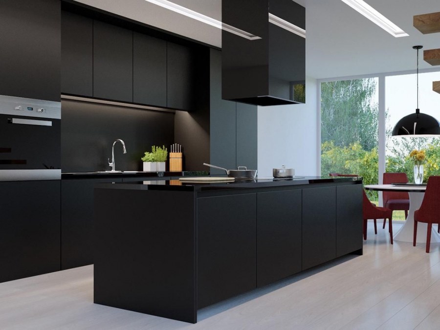 Стильная черная кухня