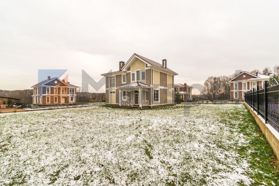 Шотландский квартал в Эсквайр парк