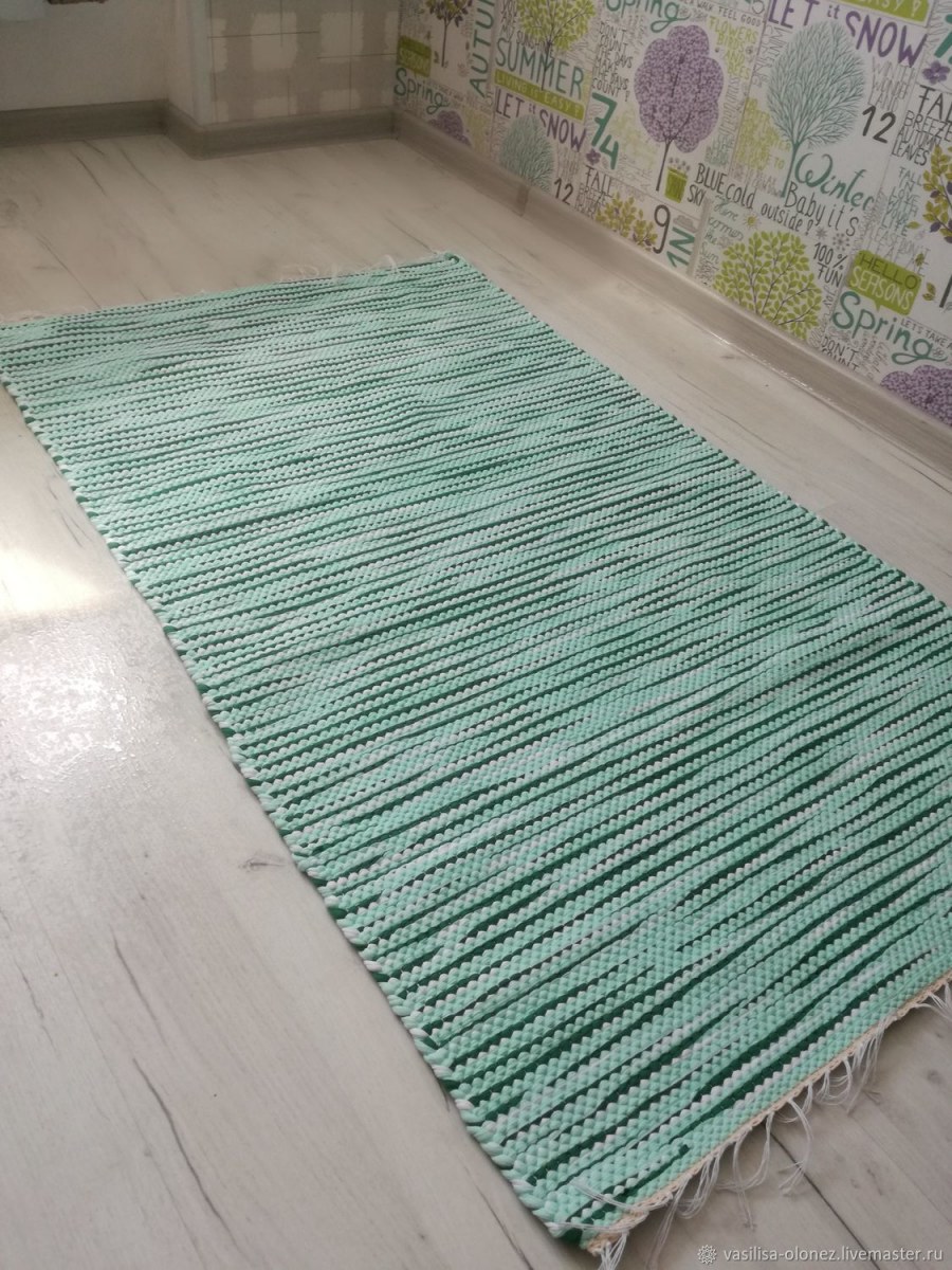 Тканый коврик