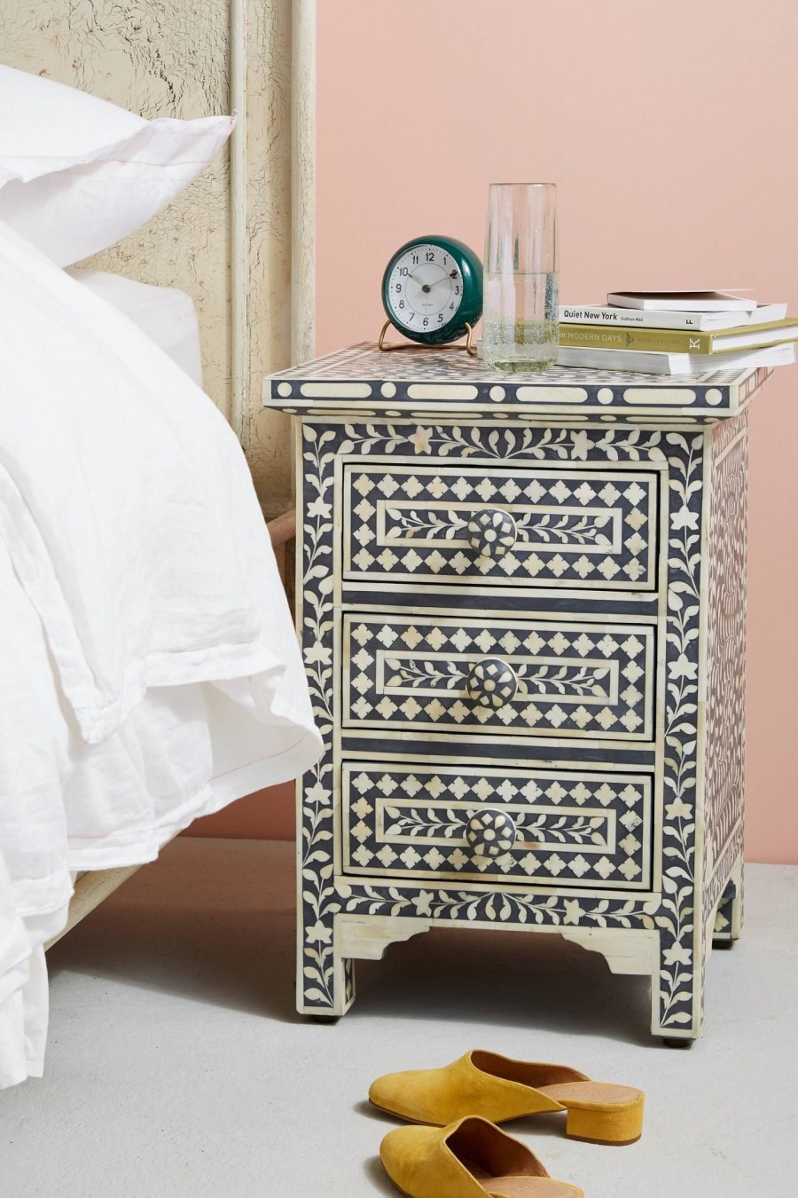 Тумбочка в Восточном стиле