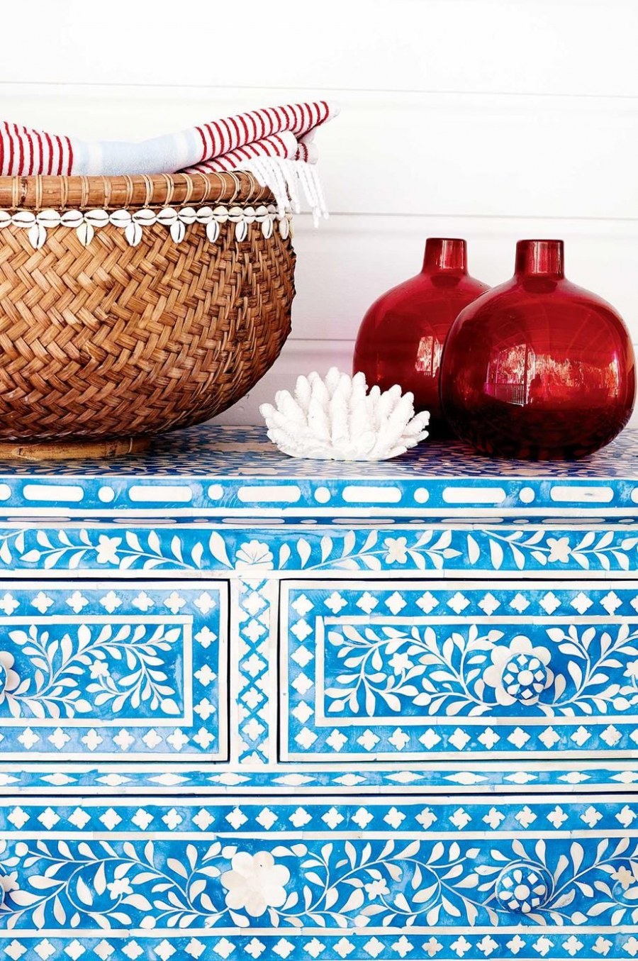 Тумбочка в Восточном стиле