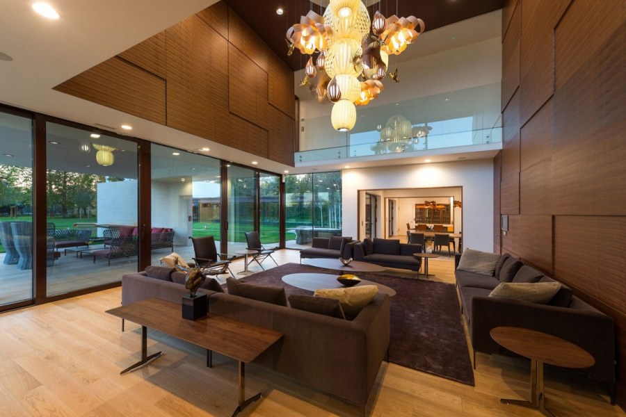 Интерьер мужской виллы