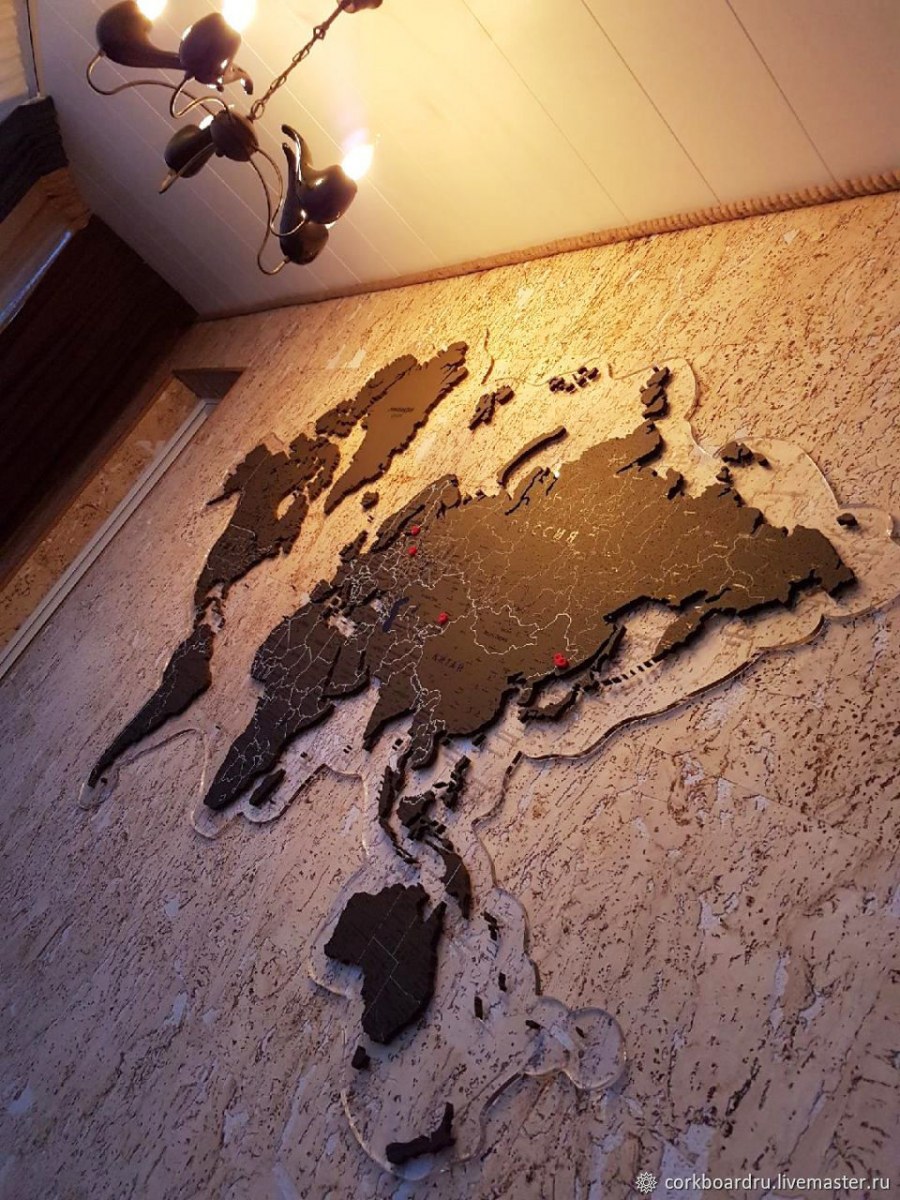 Пробковая доска с картой мира на стену