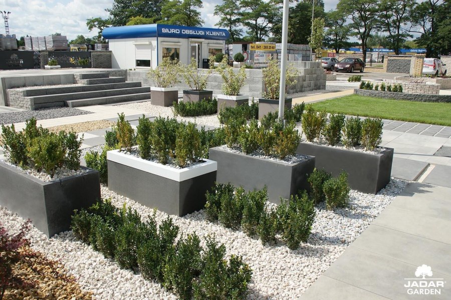 Бетонный цветник